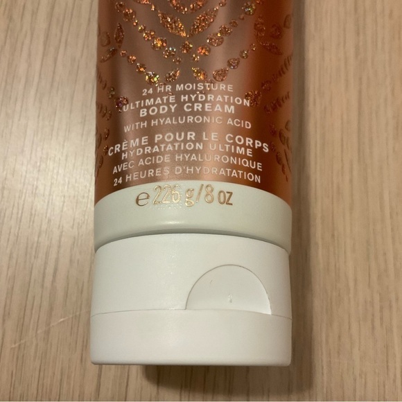 Bath & Body Works Pure  Wonder Hydration Body Cream NWT - Picture 4 of 5